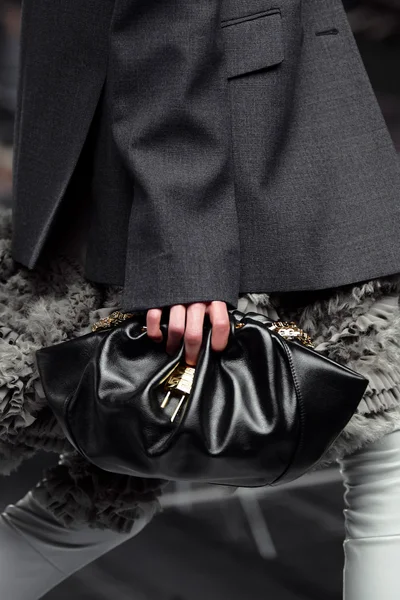 Look 52